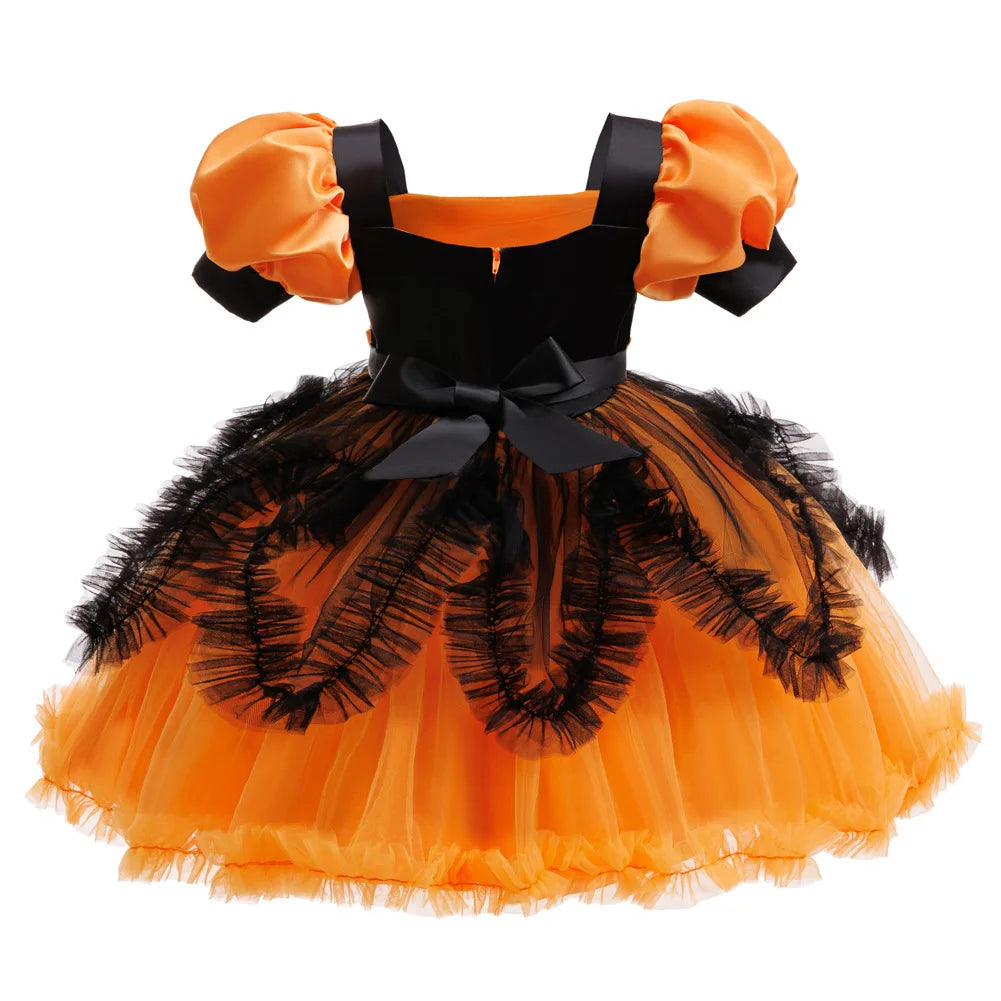 Light up Halloween night with this adorable Pumpkin Princess Costume! Featuring a vibrant orange dress and matching pumpkin accessories, it's perfect for cosplay, school performances, or festive parties